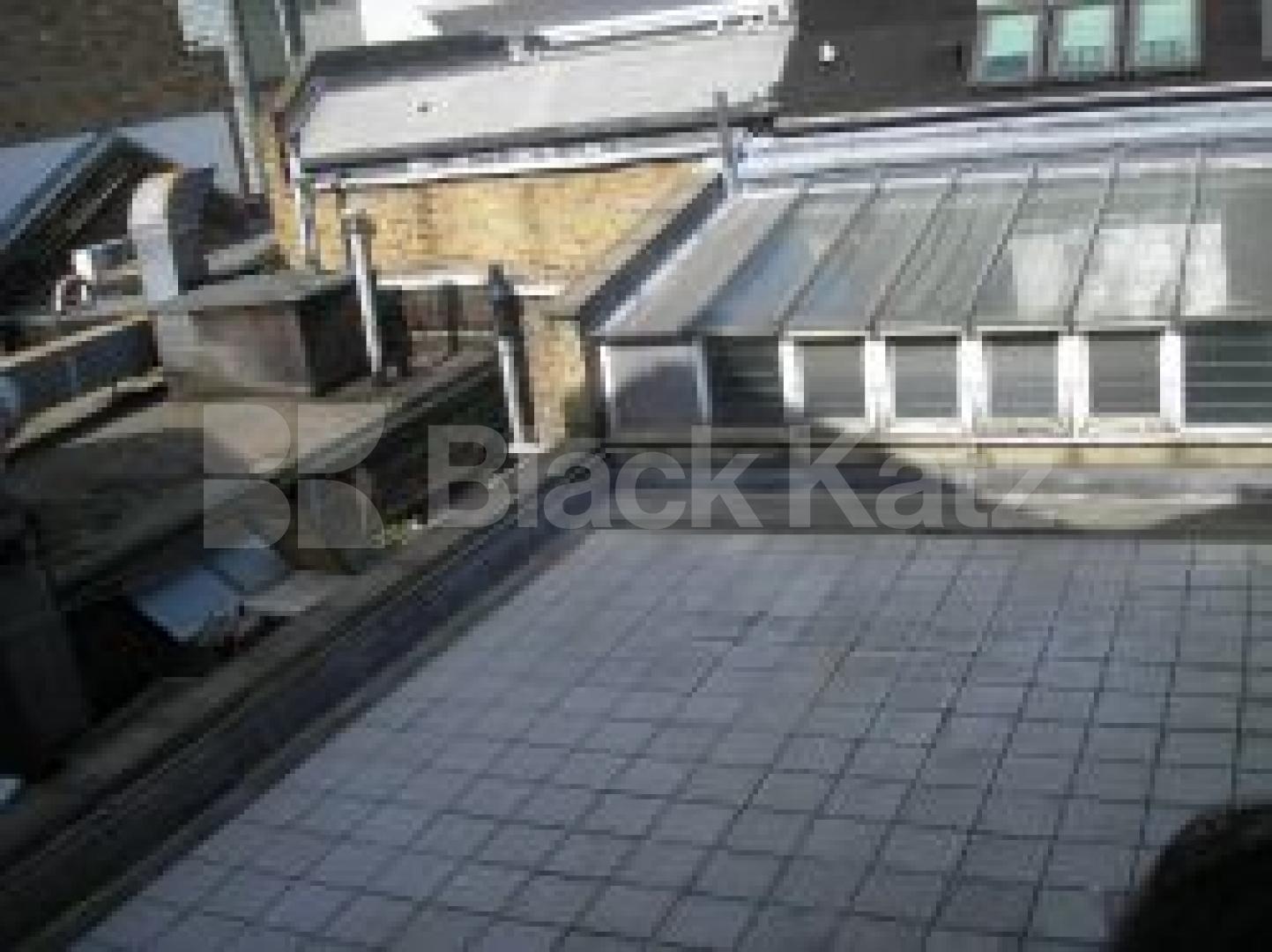 			2 Bedroom, 1 bath, 1 reception Flat			 Camden High Street, CAMDEN NW1